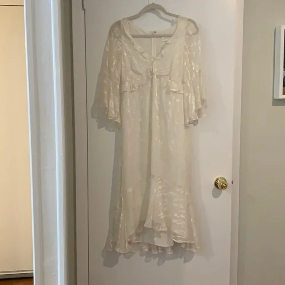 Nicole Miller Dresses | Nicole Miller Collection Ivory Dress | Color: White | Size: 6 | Erinmitch's Closet